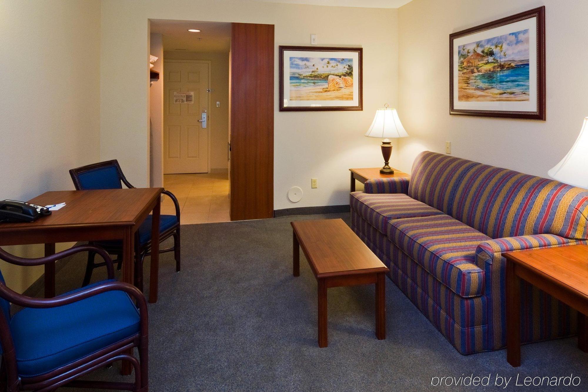 Holiday Inn Express & Suites Miami Kendall By Ihg Country Walk Ruang foto